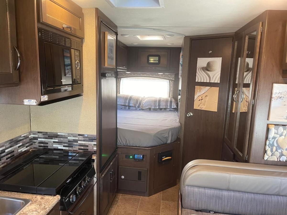Aj-Xl Rv Rental Лос-Анджелес Экстерьер фото